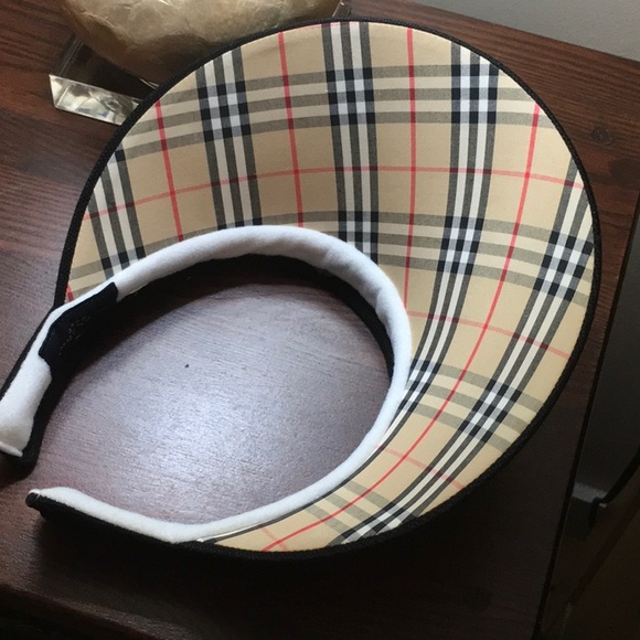 BURBERRY GOLF VISOR NWOT - Picture 2 of 4